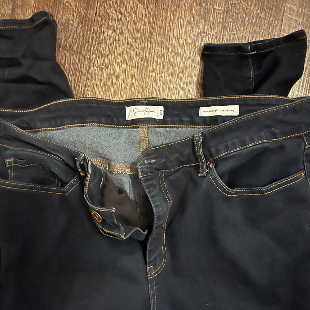 Jessica Simpson Adored high rise skinny jeans size 18W